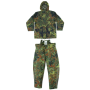 Bundeswehri Flecktarn GORE-TEX vihmaülikonna eestvaade koos kapuutsiga jope ja pükstega.