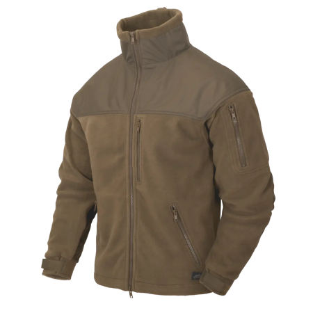 Флисовая куртка Helikon-Tex Classic Army в цвете Coyote Tan (песочный), вид спереди.