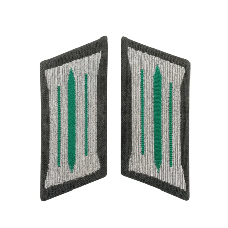 East German NVA white EM infantry collar tabs pair.