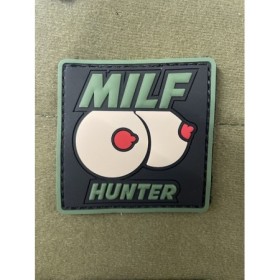Липучка знак «Milf Hunter»